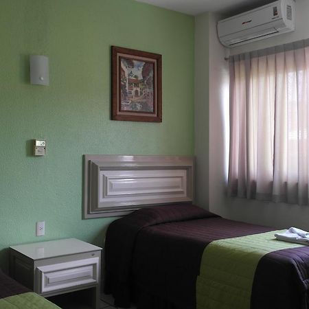 Hotel El Roble Tuxtla Gutiérrez Exterior foto