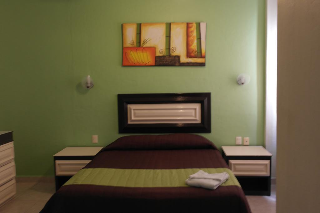 Hotel El Roble Tuxtla Gutiérrez Habitación foto